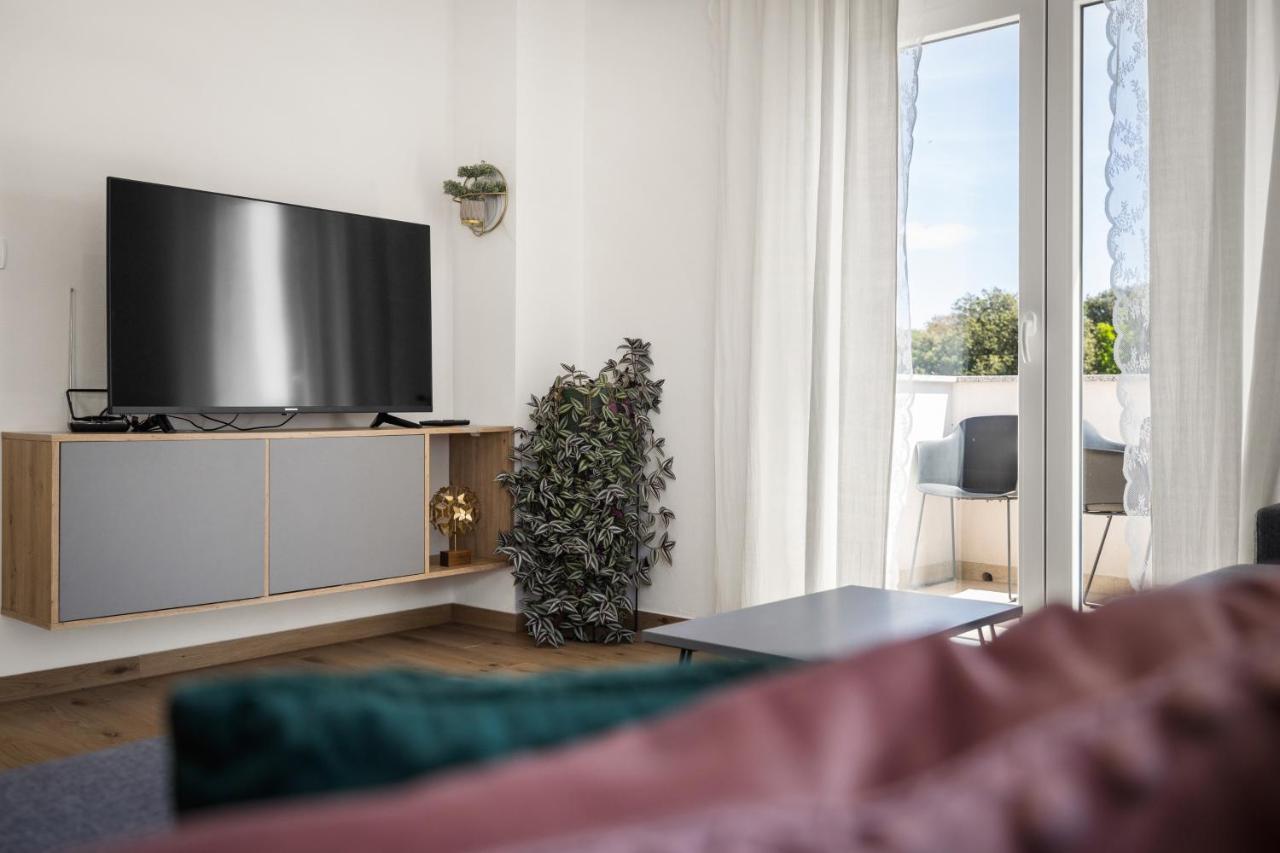 Luxury Apartments Lotus&Lovor PUY 외부 사진