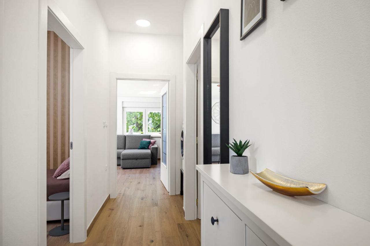 Luxury Apartments Lotus&Lovor PUY 외부 사진