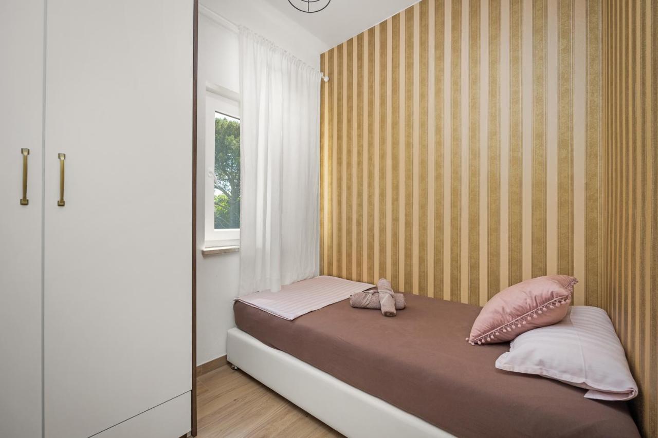 Luxury Apartments Lotus&Lovor PUY 외부 사진